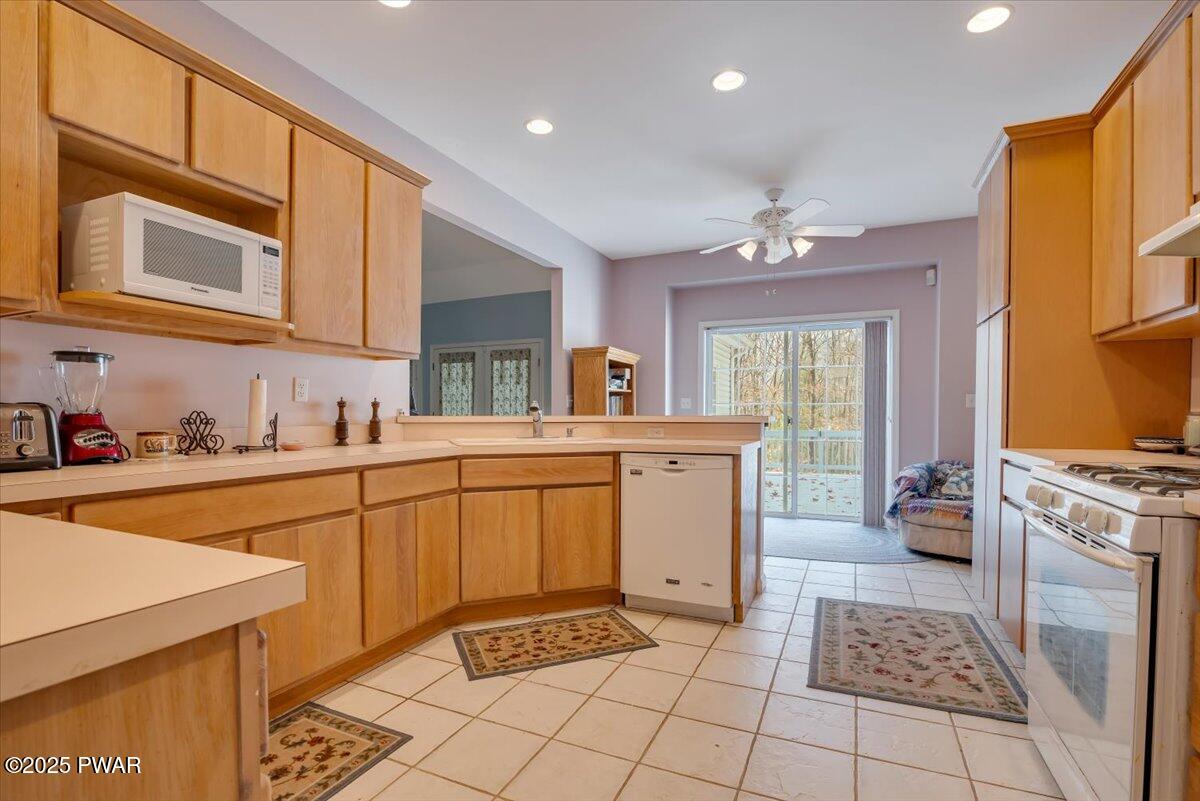 143 Marquise Drive, Tafton, Pennsylvania image 13
