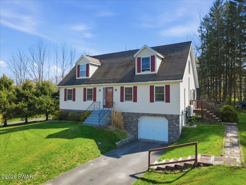 Homes For Sale - 16 Rockwell Lane<br/> Waymart, PA 18472