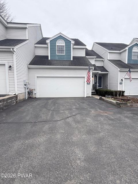 Townhouse For Sale - 4006 Milford Landing Drive<br/> Pike County, Milford, PA 18337