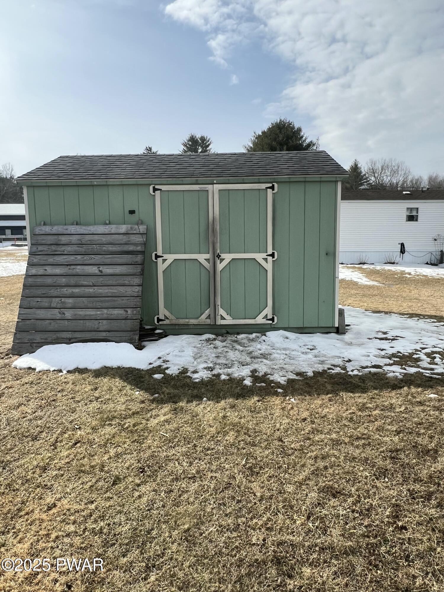 115 Green Meadow Court, Milford, Pennsylvania image 5