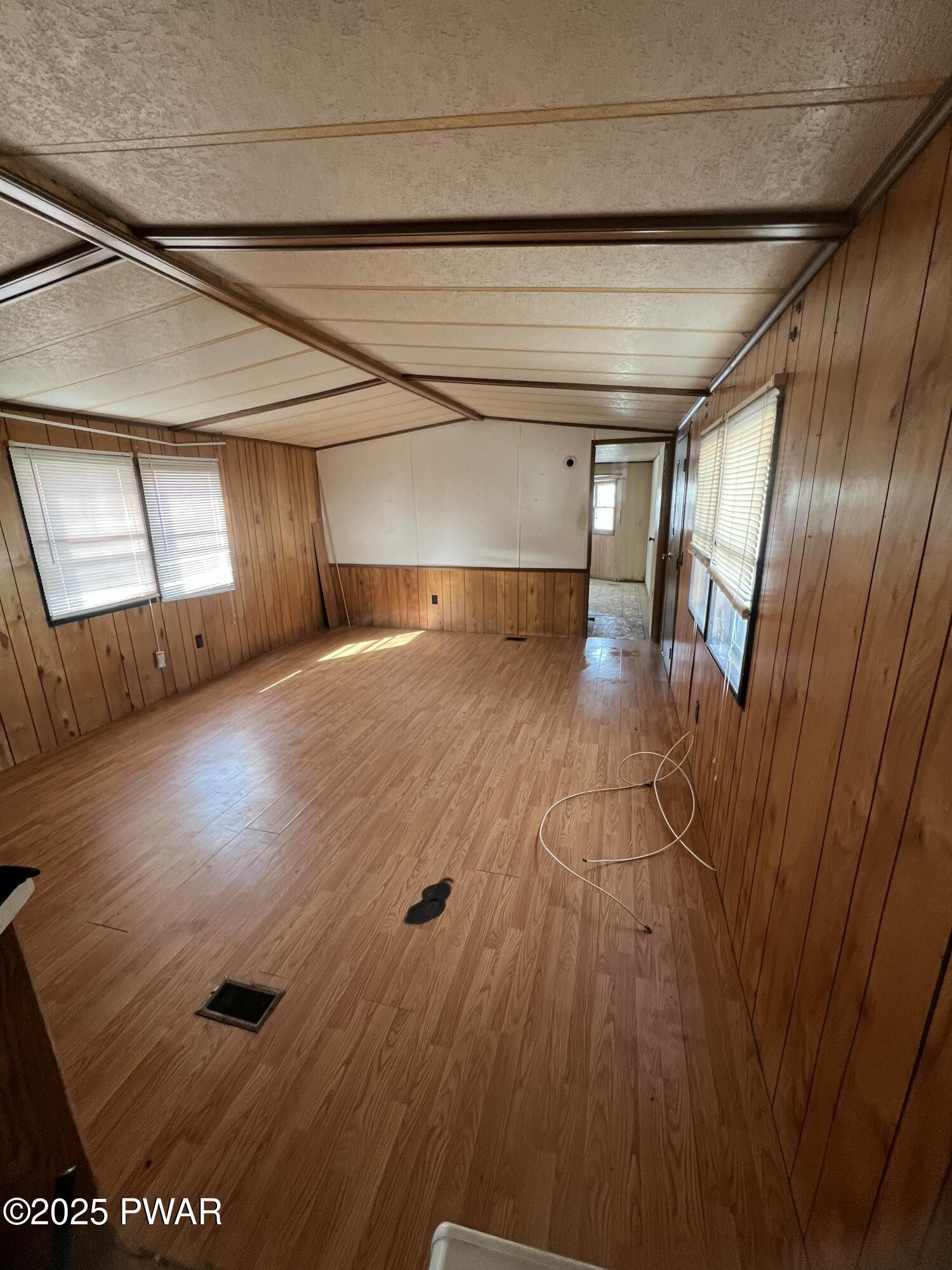 115 Green Meadow Court, Milford, Pennsylvania image 7