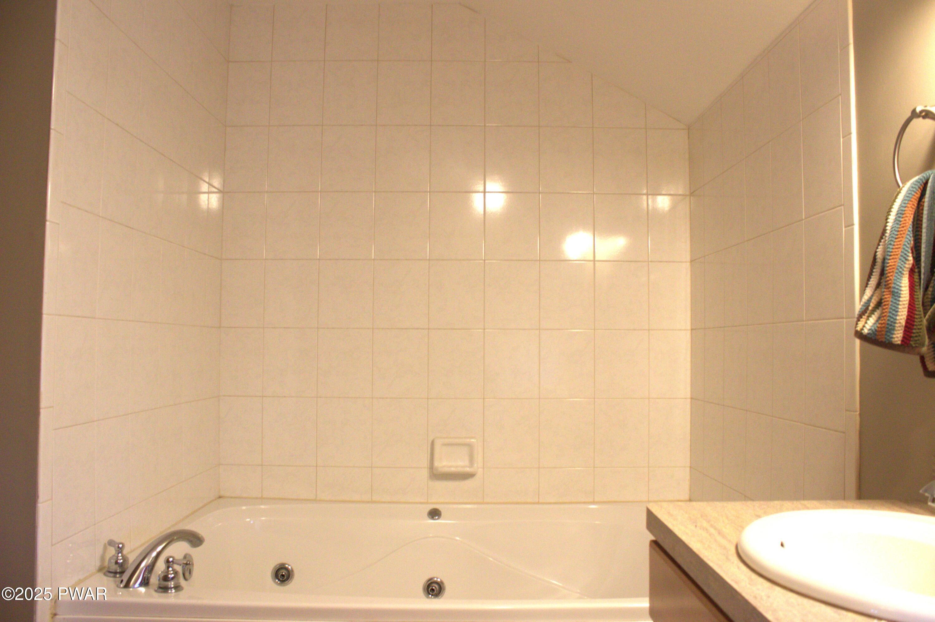 2221 Puddle Court, East Stroudsburg, Pennsylvania image 28