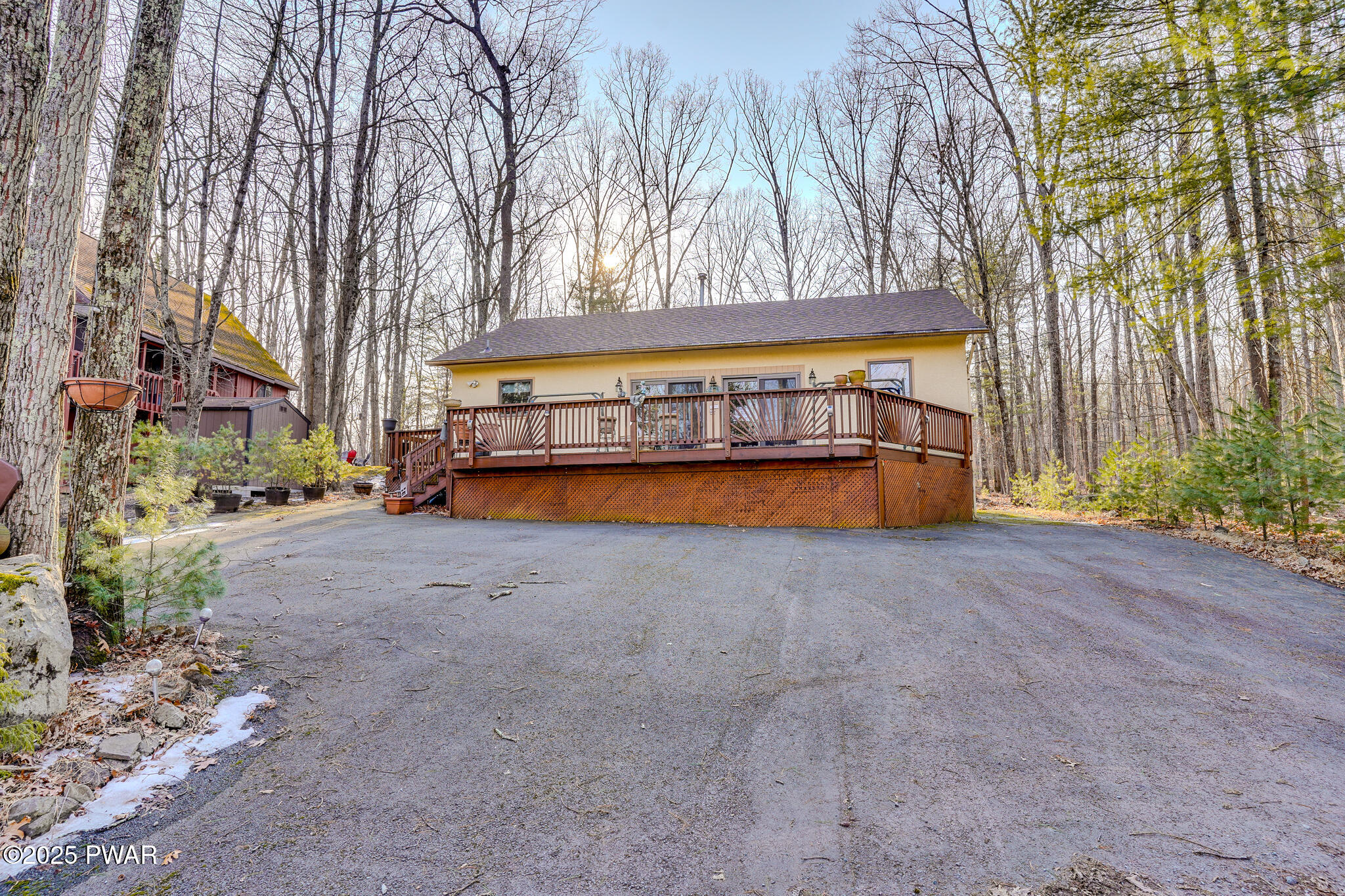 24 Lakeside Drive, Lakeville, Pennsylvania image 2