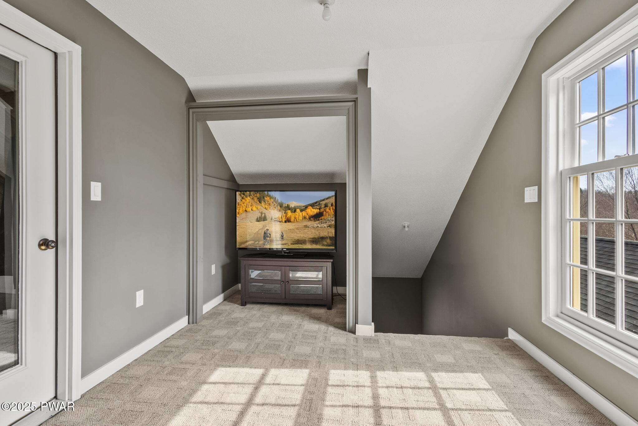 1902 Farmhouse Road, Honesdale, Pennsylvania image 38
