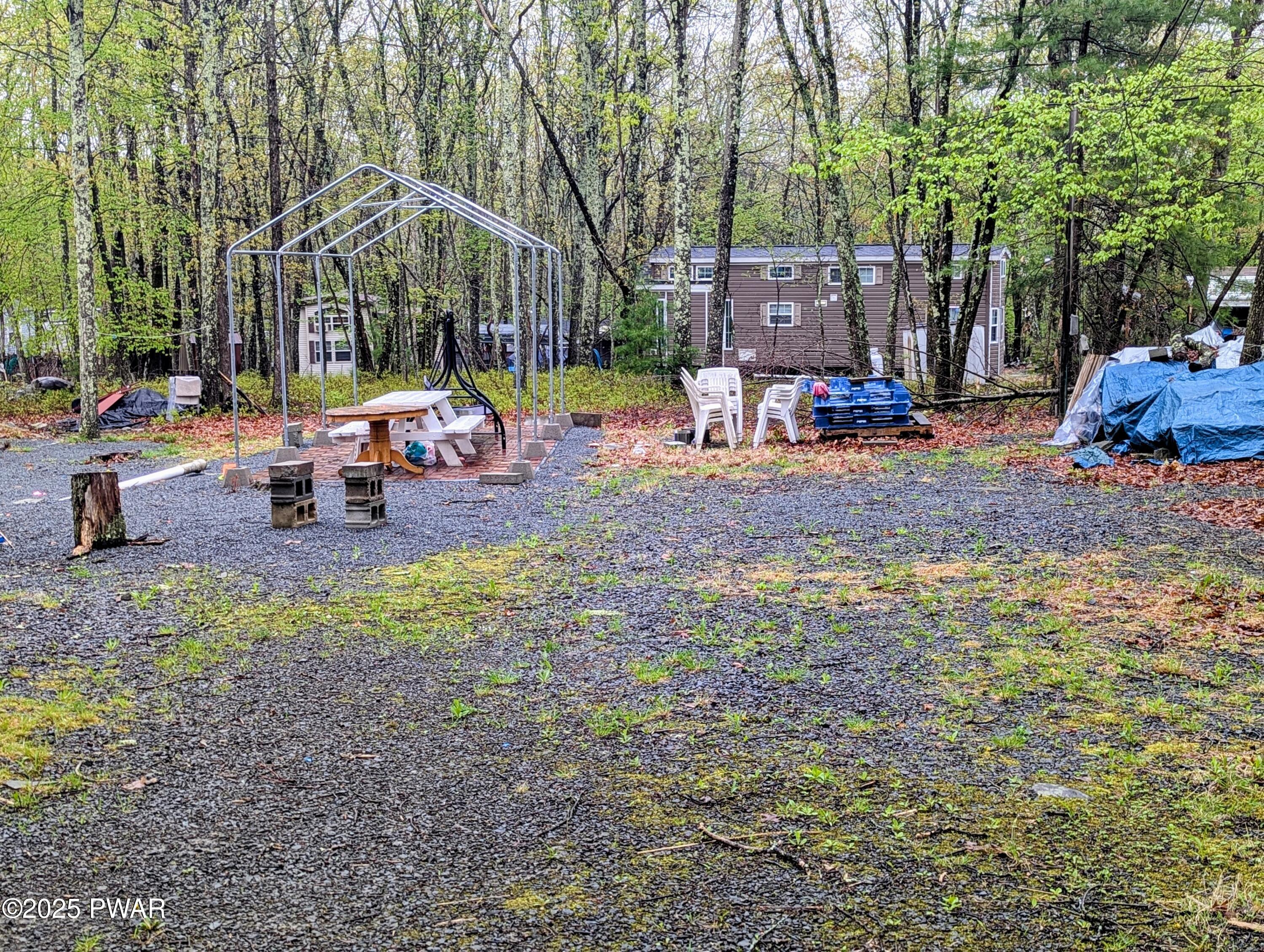 4056 Hopi Lane, Shohola, Pennsylvania image 2