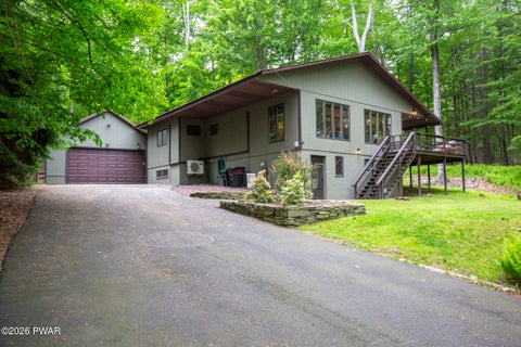 Homes For Sale - 1489 Lakeland Drive<br/> Wayne County, Lake Ariel, PA 18436