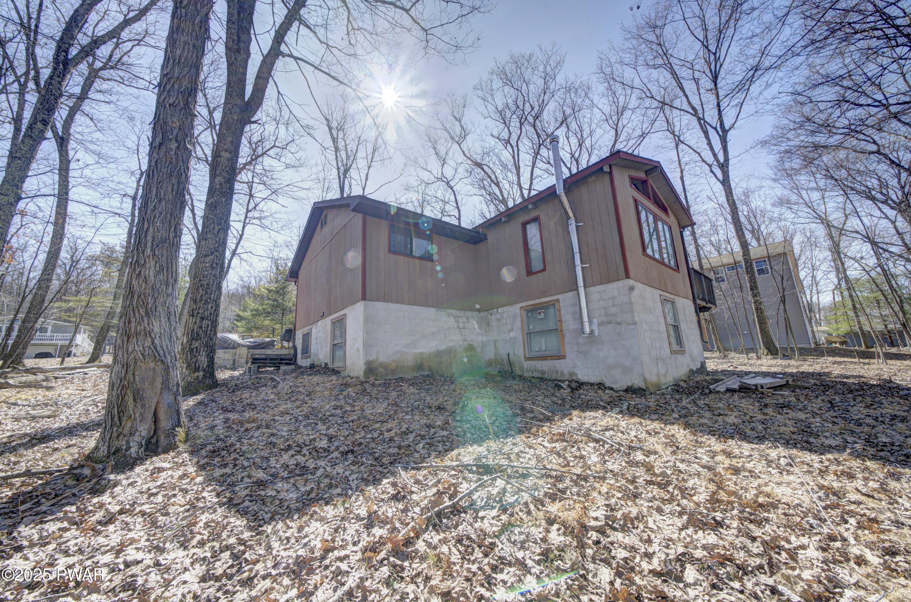 109 Pebble Rock Road, Lackawaxen, Pennsylvania image 3