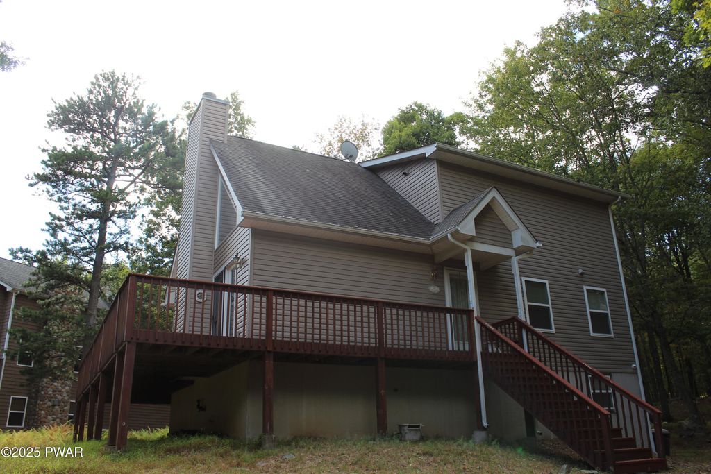 Photo of 143 Heritage Dr Drive, Lackawaxen, PA 18435 (MLS # PW251104)