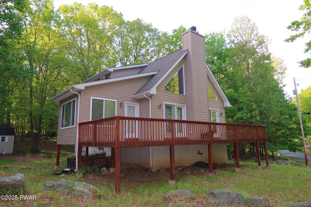 Photo of 143 Heritage Dr Drive, Lackawaxen, PA 18435 (MLS # PW251104)