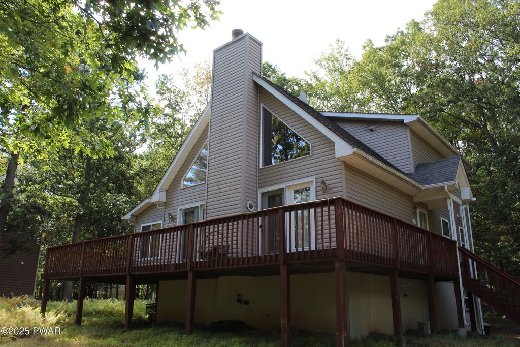 Photo of 143 Heritage Dr Drive, Lackawaxen, PA 18435 (MLS # PW251104)