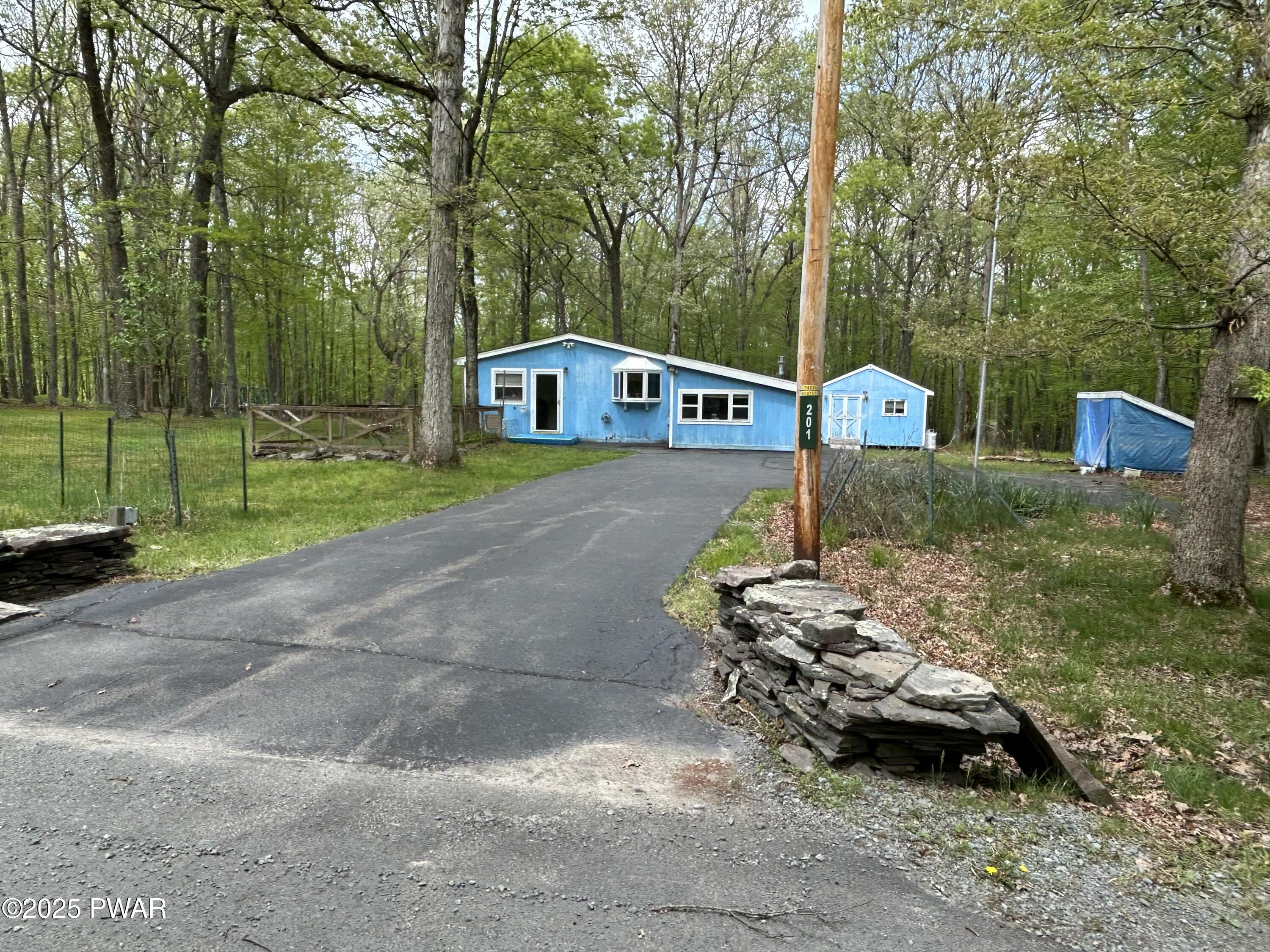 201 Oak Hill Road, Hawley, Pennsylvania image 39