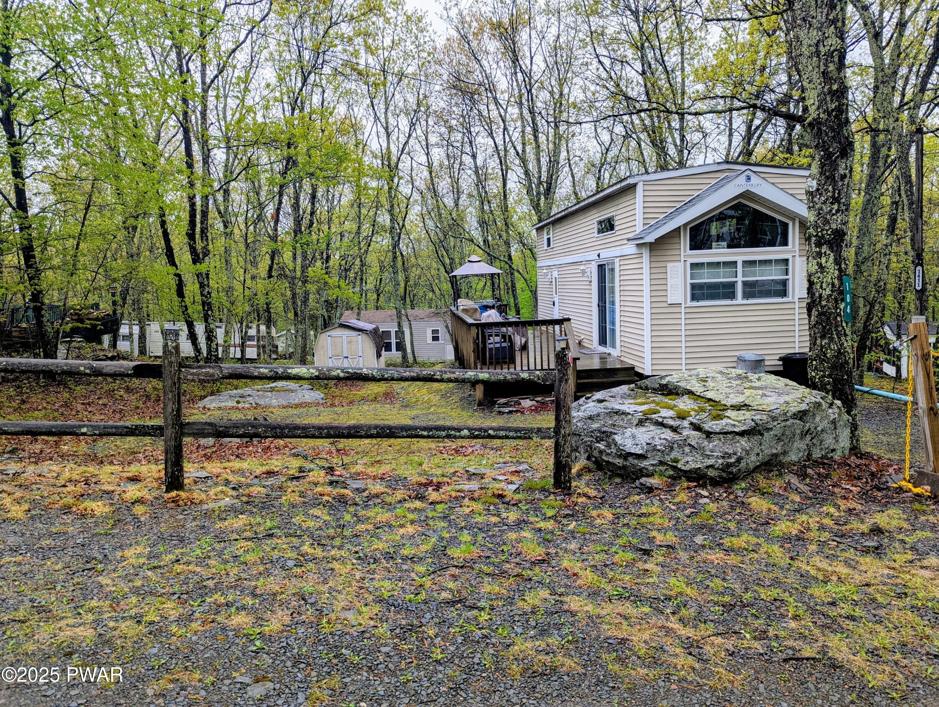 104 Badger Lane, Shohola, Pennsylvania image 1