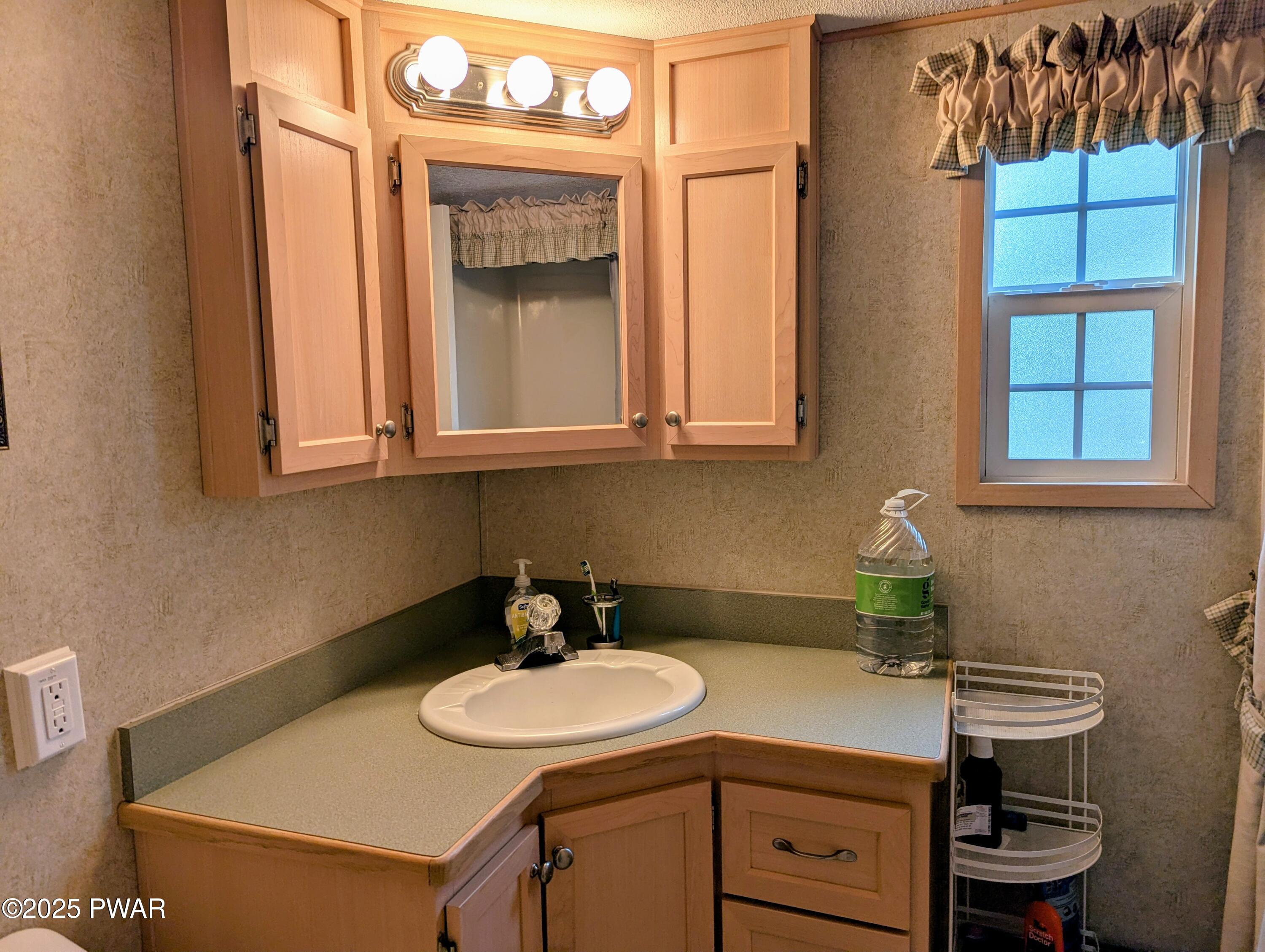 104 Badger Lane, Shohola, Pennsylvania image 11
