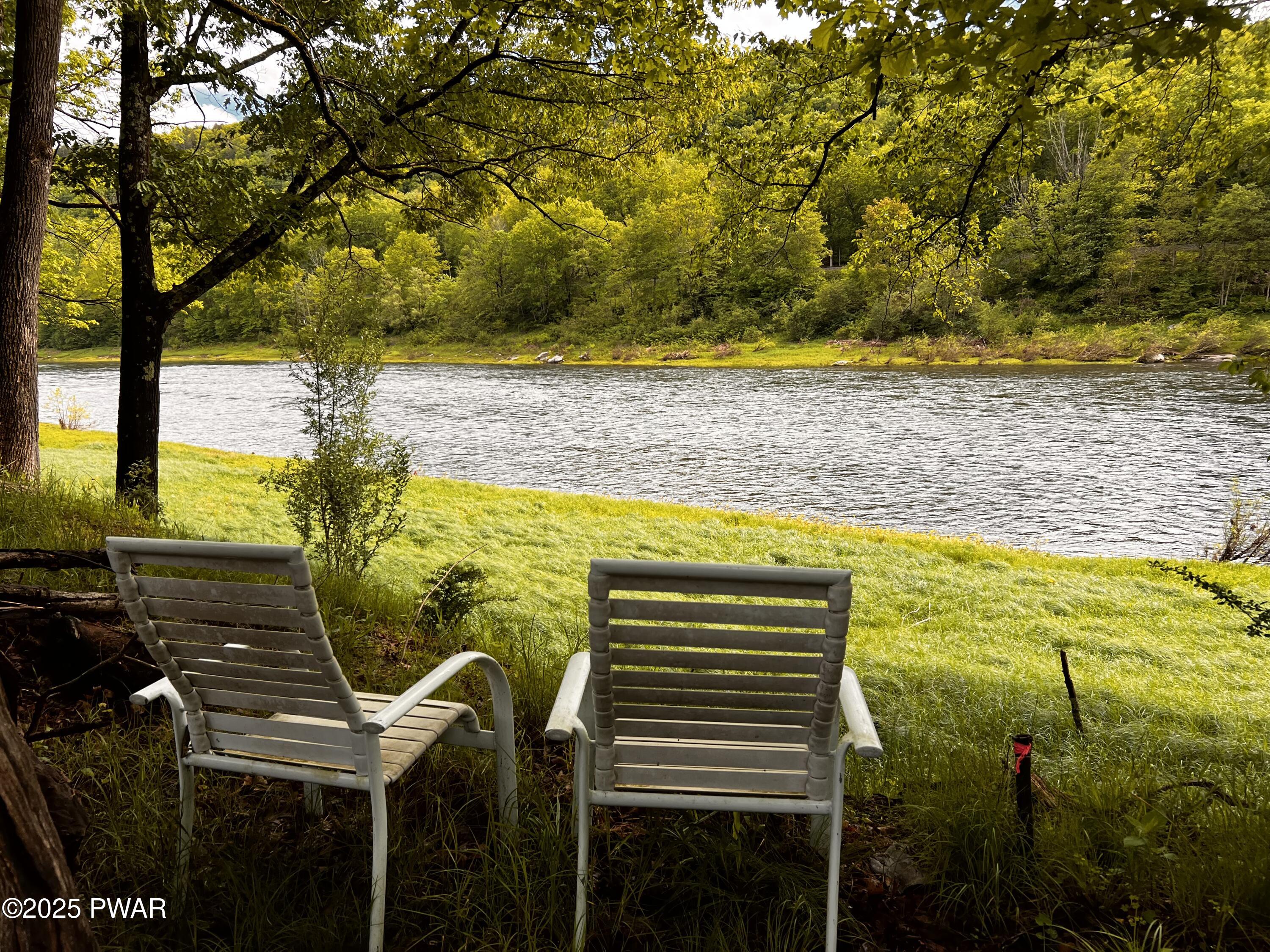 288 River Road, Beach Lake, Pennsylvania image 1