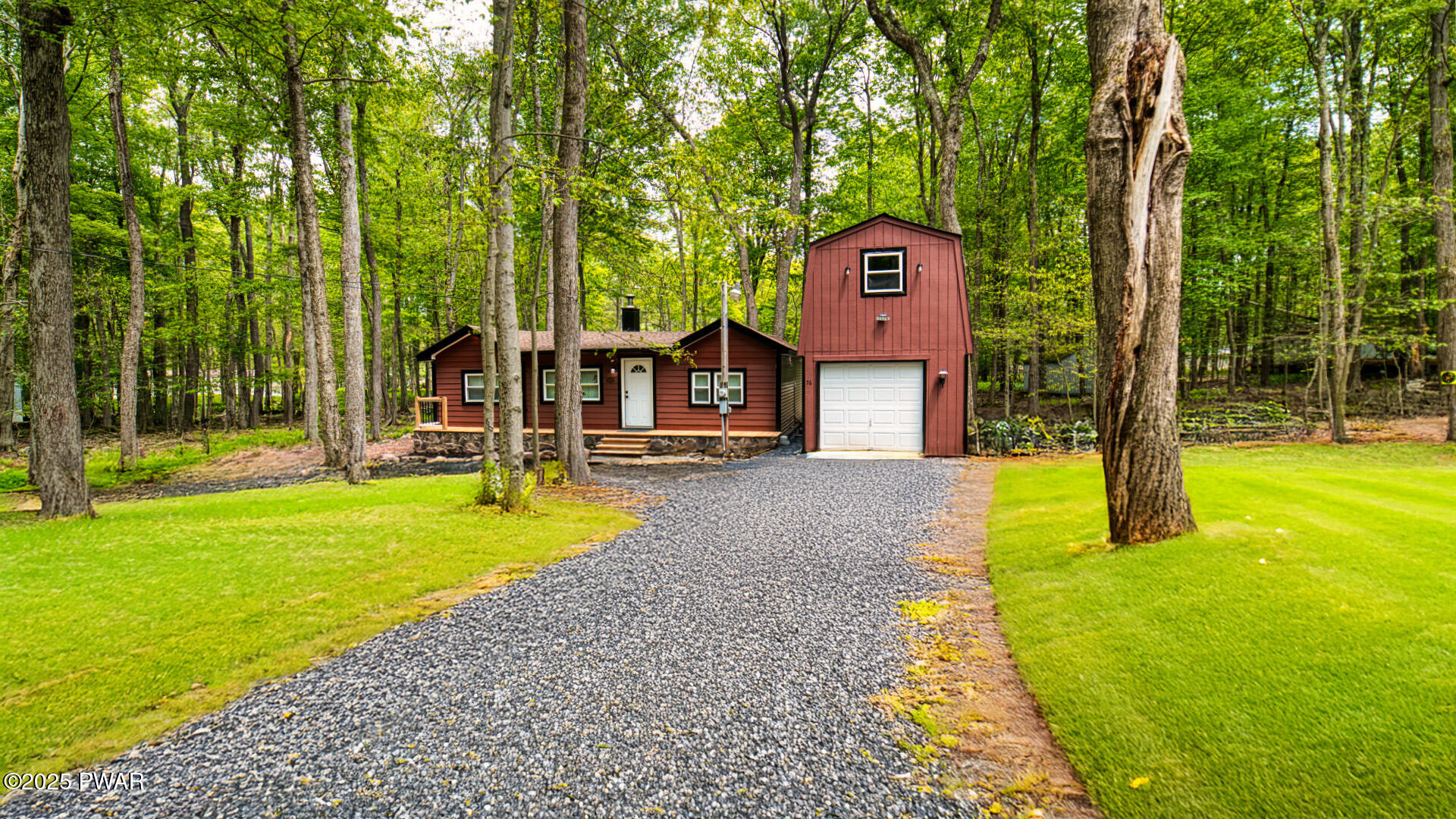 76 Kiowa Path Path, Gouldsboro, Pennsylvania image 1