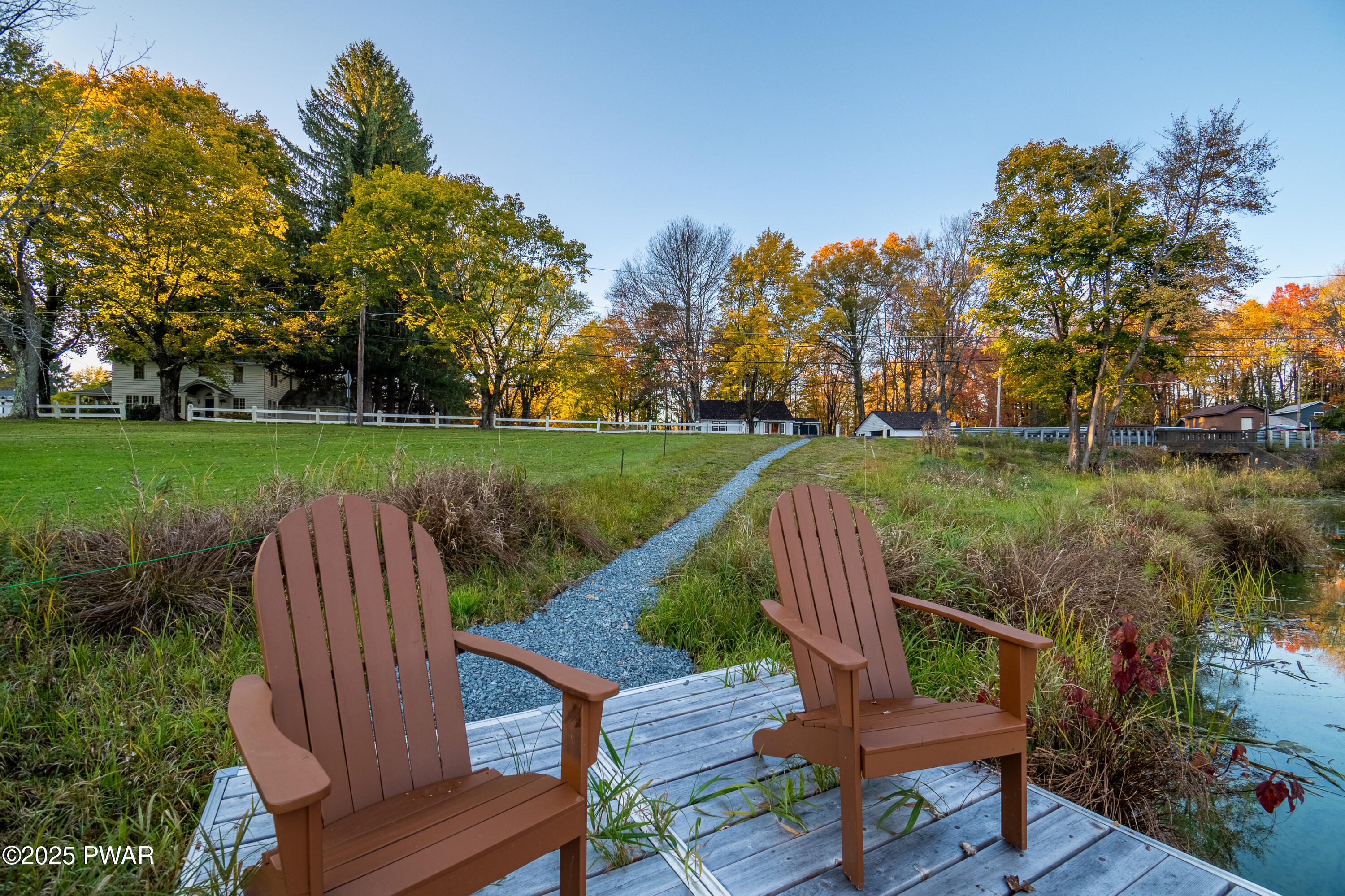 364 E Shore Drive, Lake Ariel, Pennsylvania image 17