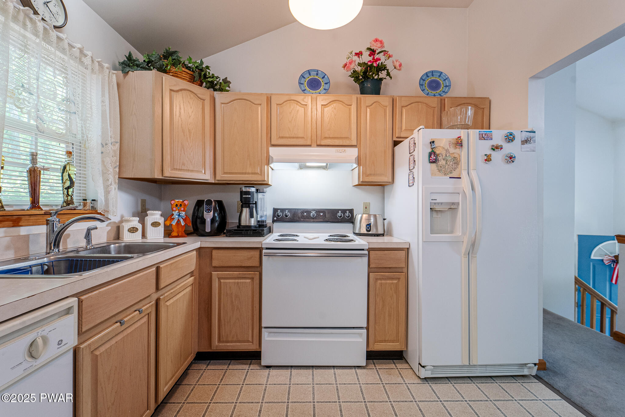 111 Babette Court, Dingmans Ferry, Pennsylvania image 4