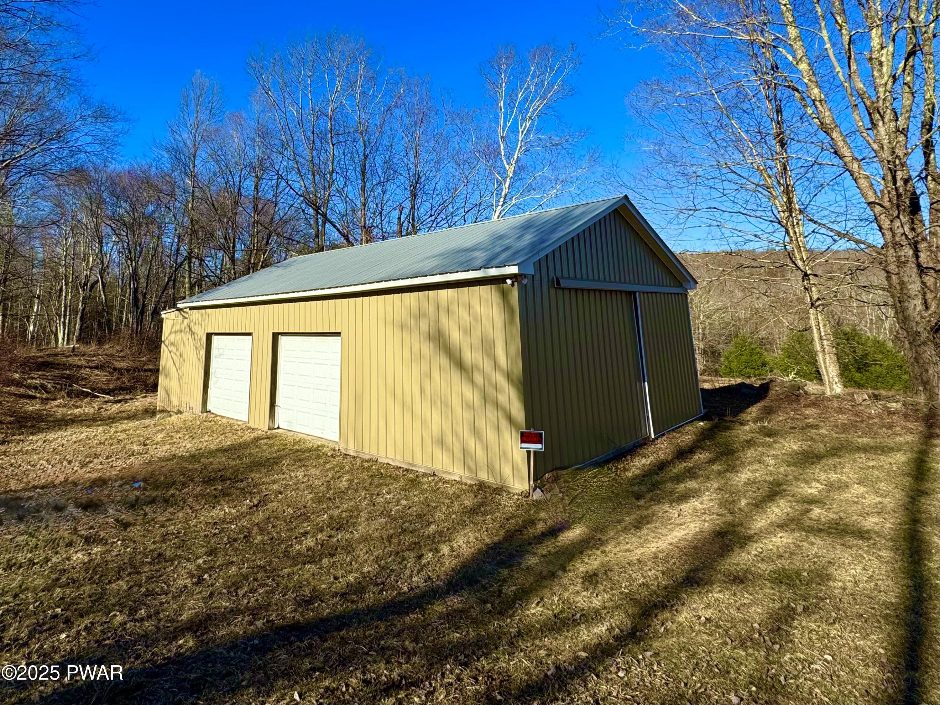 338 Layton Road, Equinunk, Pennsylvania image 2