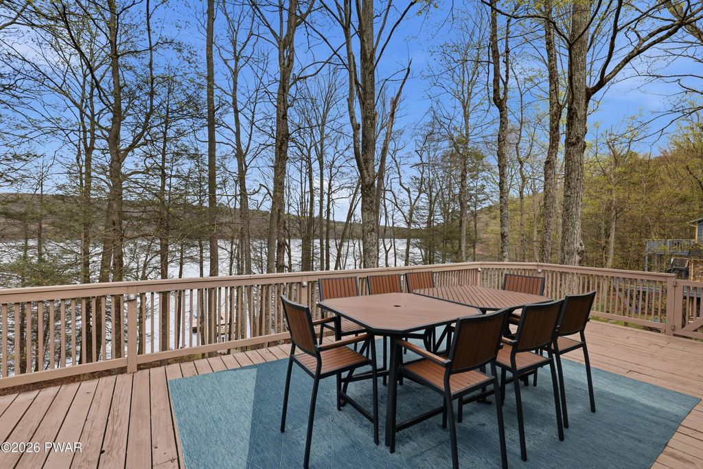 Photo of 142 Waterfront Drive, Greentown, PA 18426 (MLS # PW261044)