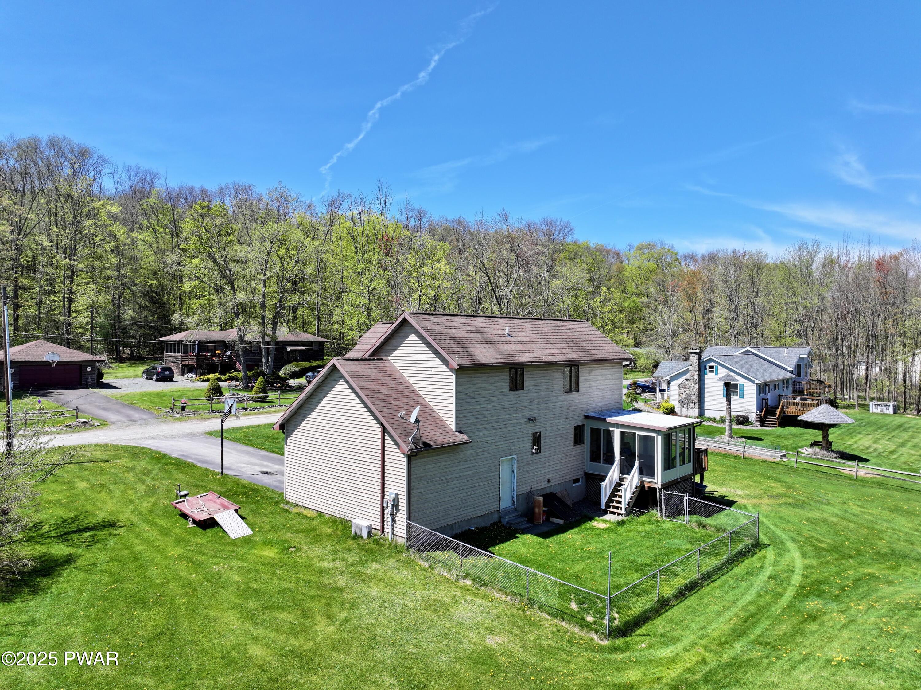 26 Lake View Drive Rd, Lake Ariel, Pennsylvania image 50