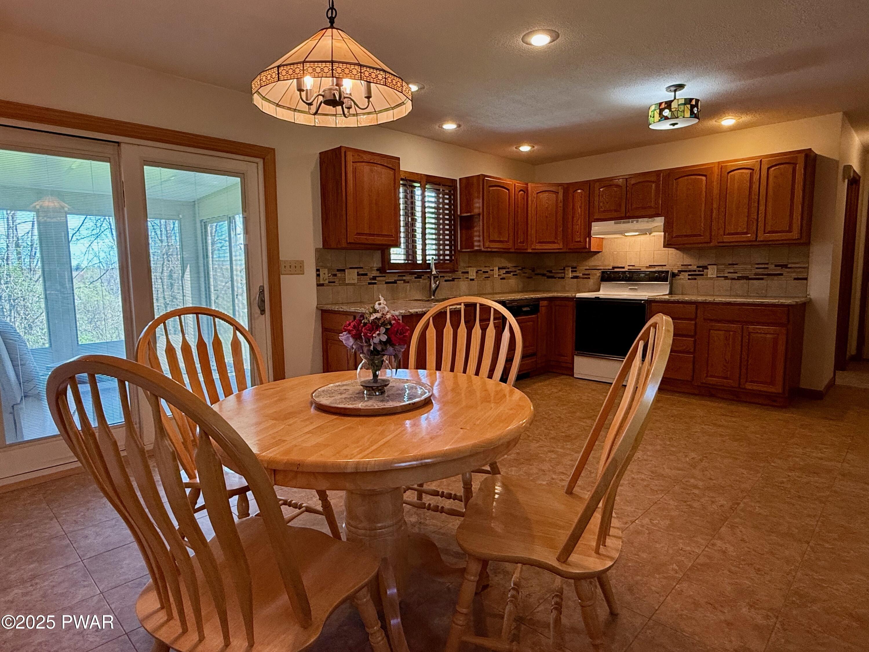26 Lake View Drive Rd, Lake Ariel, Pennsylvania image 9