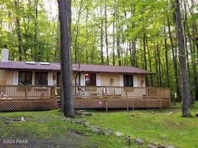 77 N Lehigh River Drive, Clifford Twp, Pennsylvania image 1