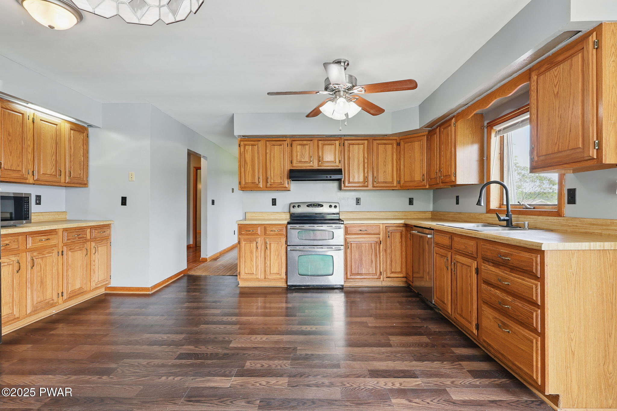 20 Rose Lane, Honesdale, Pennsylvania image 6