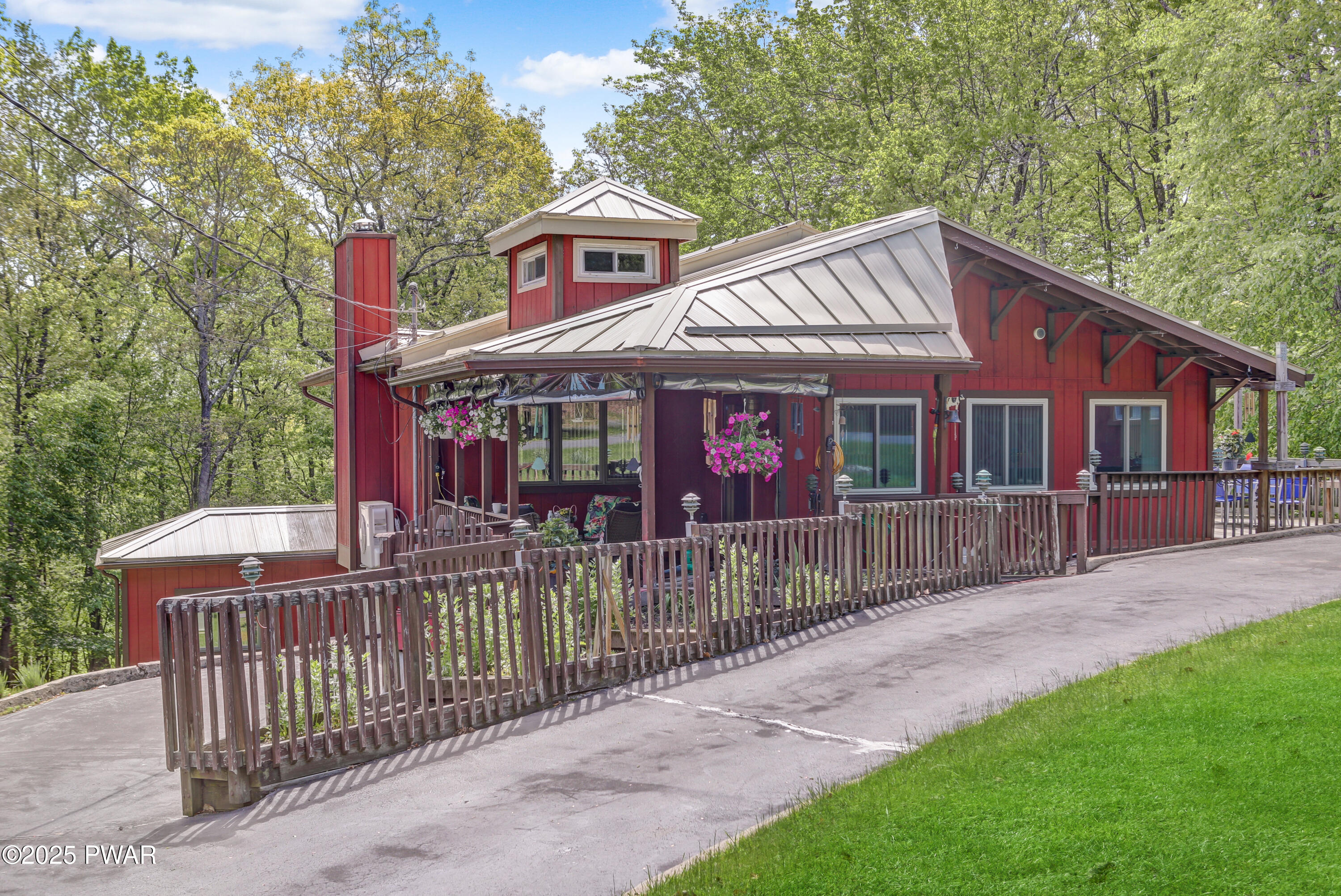 109 Bald Ridge Road, Milford, Pennsylvania image 1