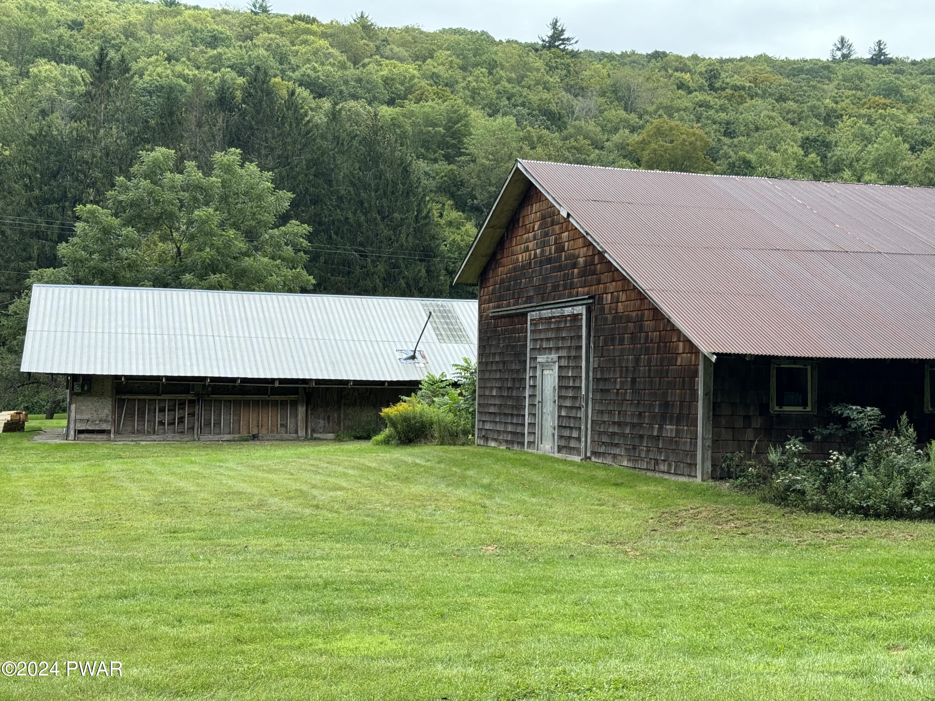 2793 Crosstown Highway, Starlight, Pennsylvania image 8