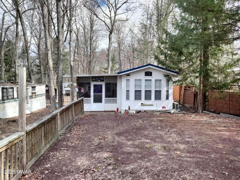 Homes For Sale - 117 Glenwood Lndg<br/> Pike County, Milford, PA 18337