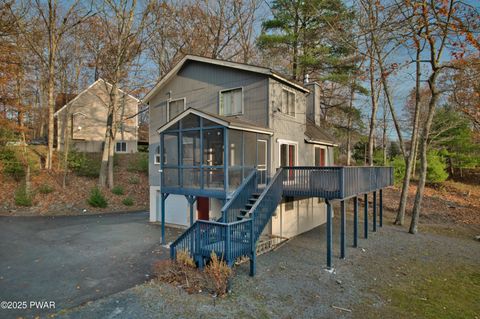 Homes For Sale - 129 Stafford Drive<br/> Bushkill, PA 18324