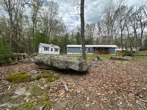 Mobile Home For Sale - 132 Happy Hollow Drive<br/> Pike County, Shohola, PA 18458