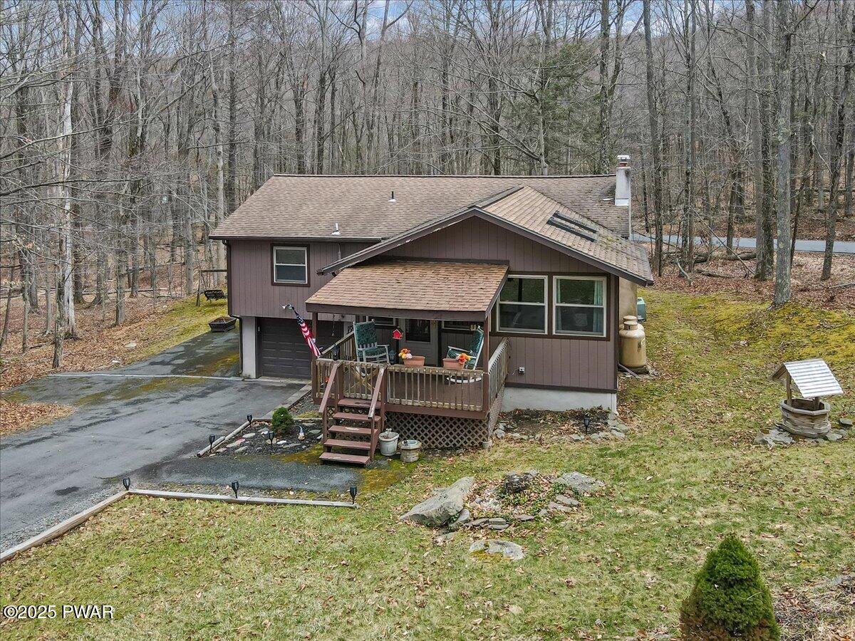 130 Grasshopper Lane Ln, Greentown, Pennsylvania image 2