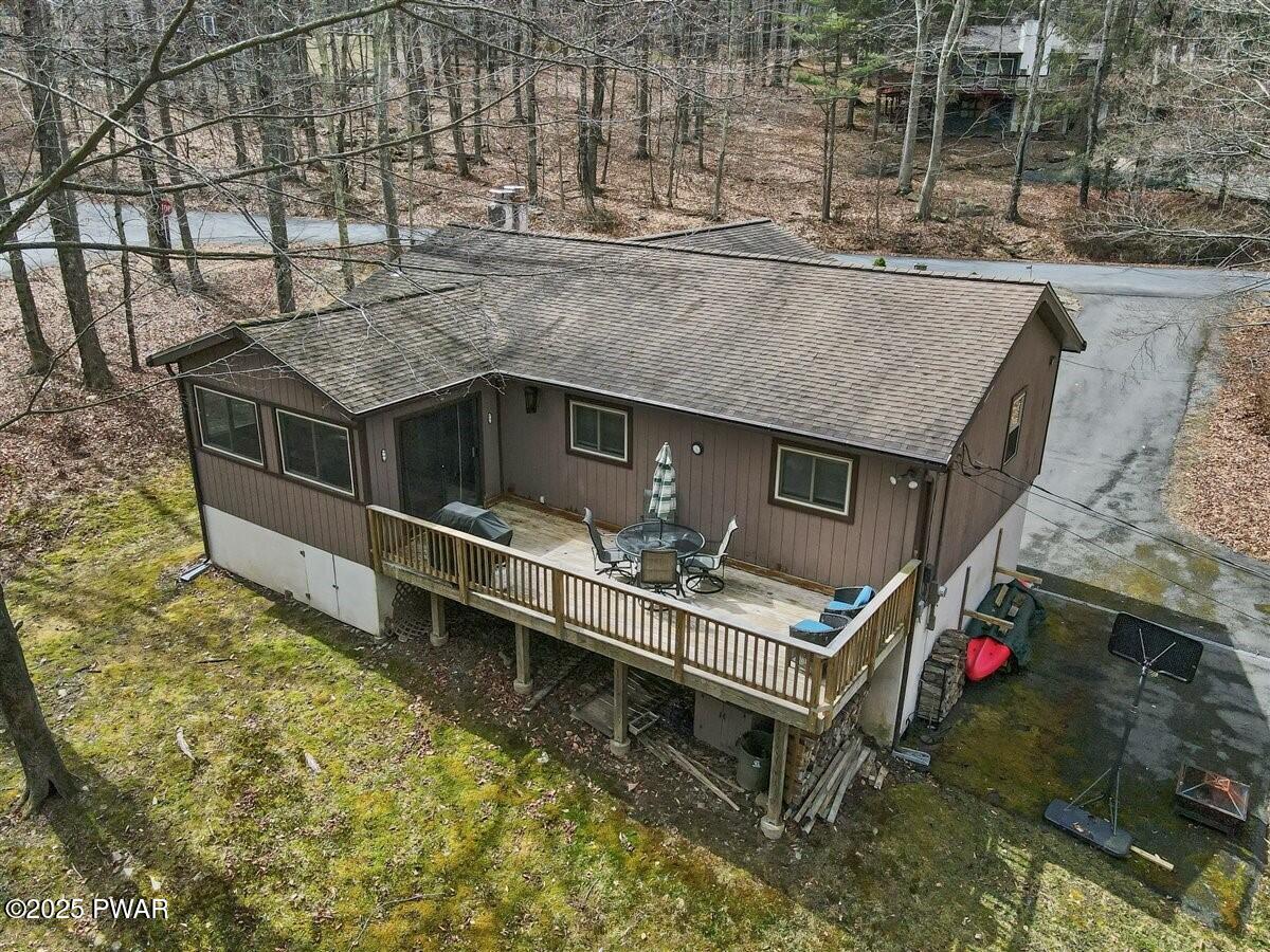 130 Grasshopper Lane Ln, Greentown, Pennsylvania image 4