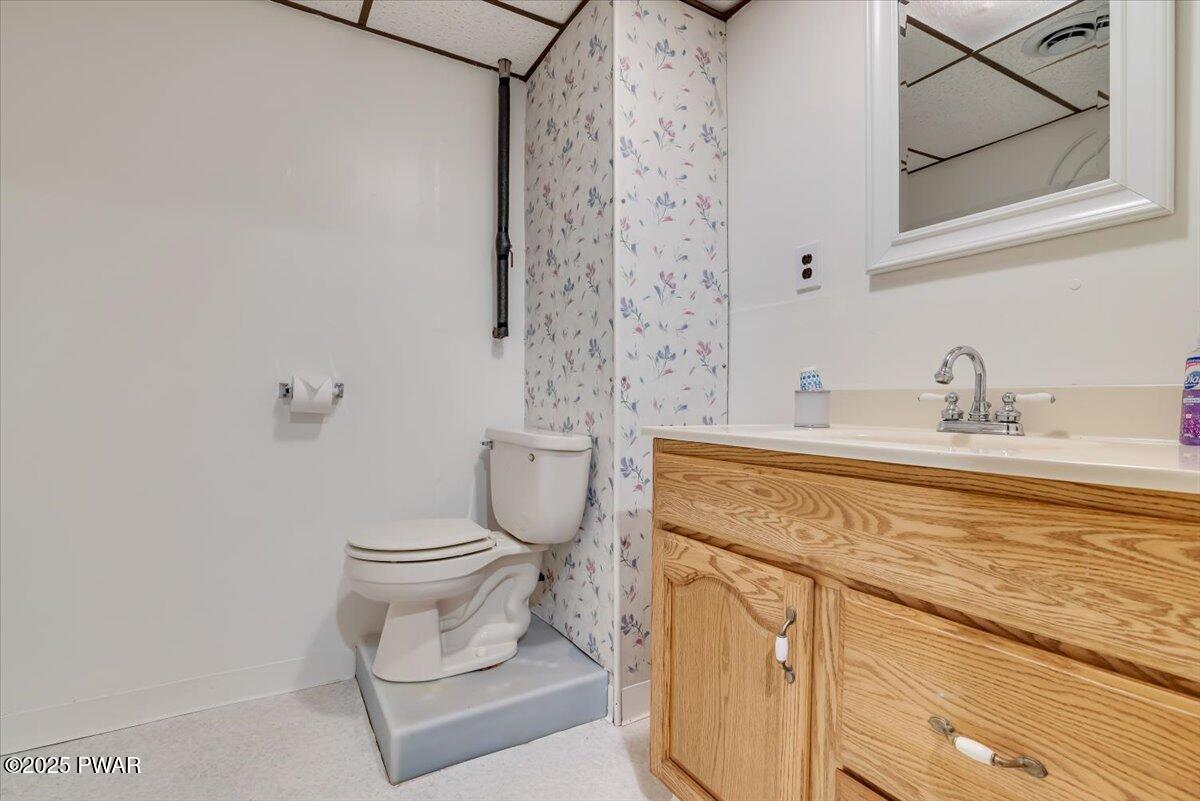 130 Grasshopper Lane Ln, Greentown, Pennsylvania image 45
