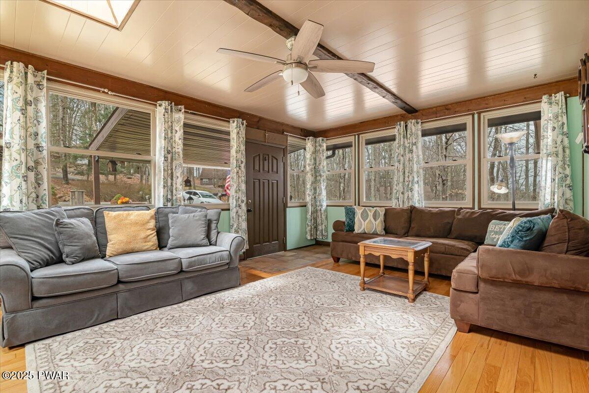 130 Grasshopper Lane Ln, Greentown, Pennsylvania image 5