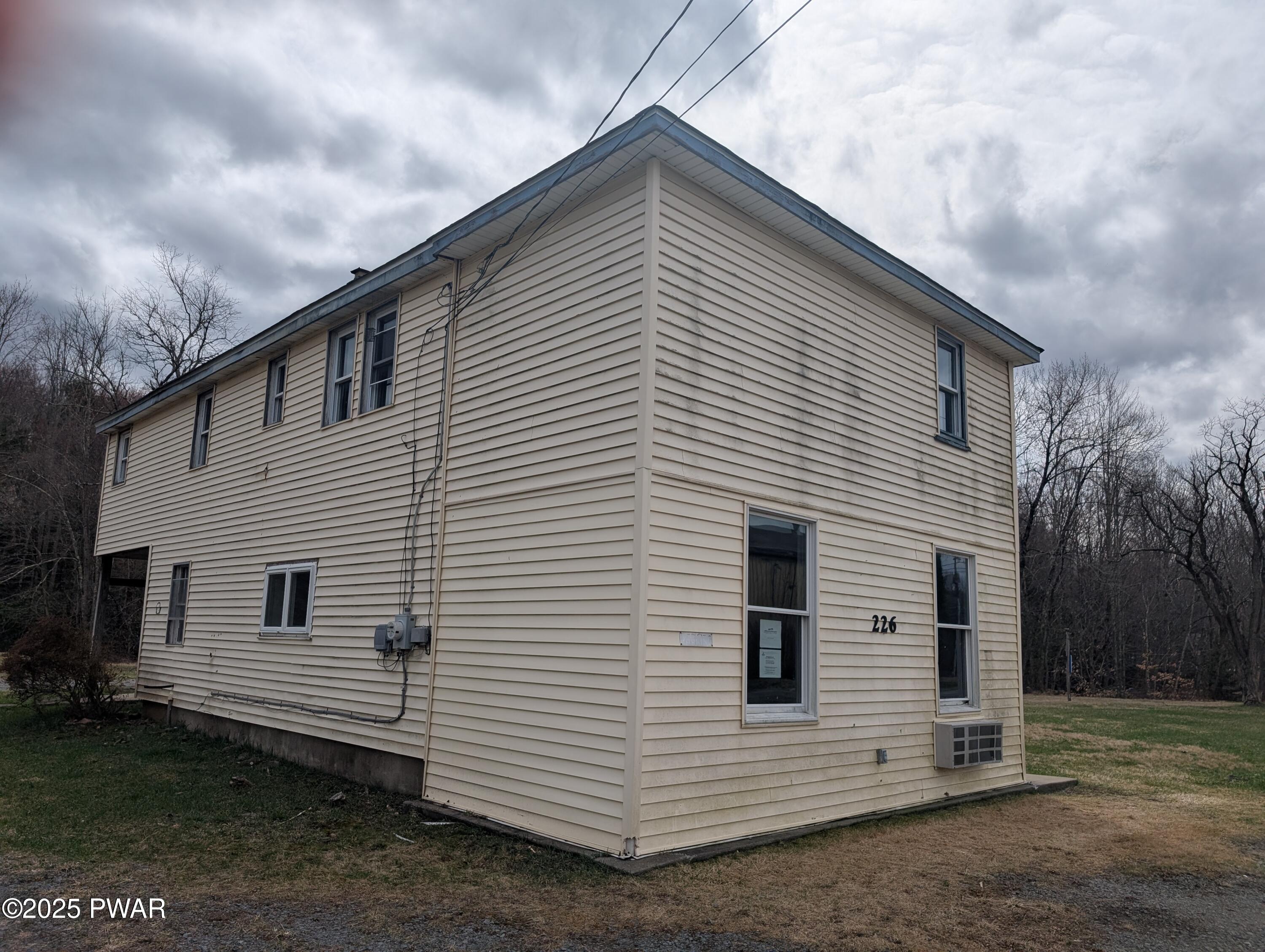 226 Brink Hill Road, Greentown, Pennsylvania image 1