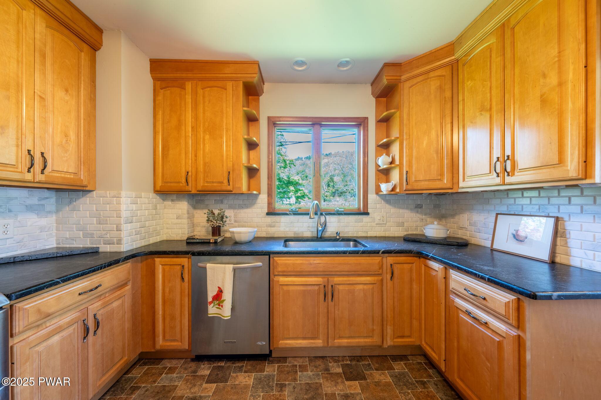 315 W Catherine Street, Milford, Pennsylvania image 37