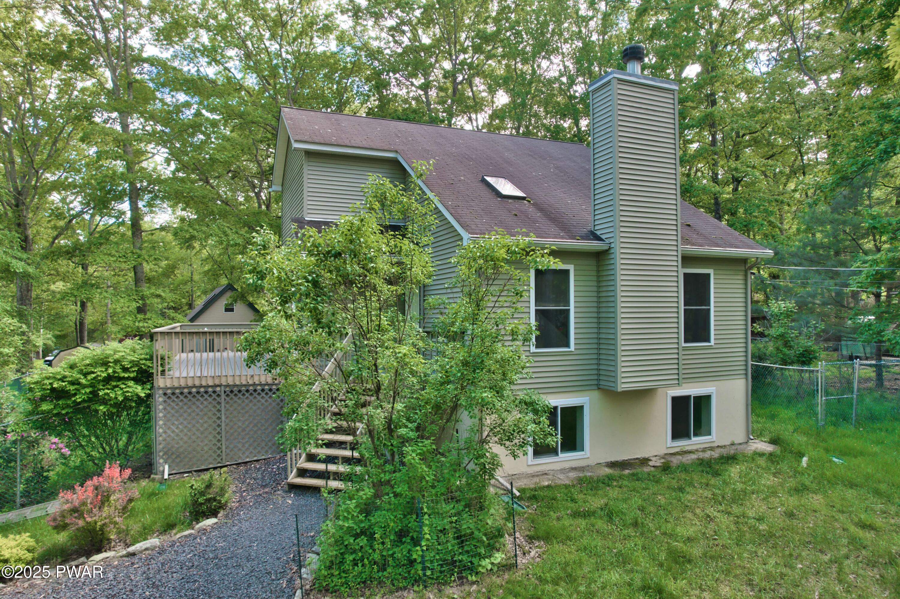 109 Fox Court, Dingmans Ferry, Pennsylvania image 1