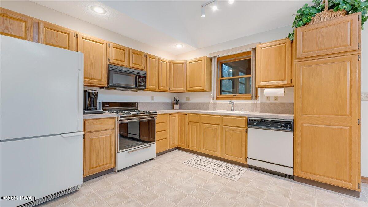 753 Deerfield Road, Lake Ariel, Pennsylvania image 18