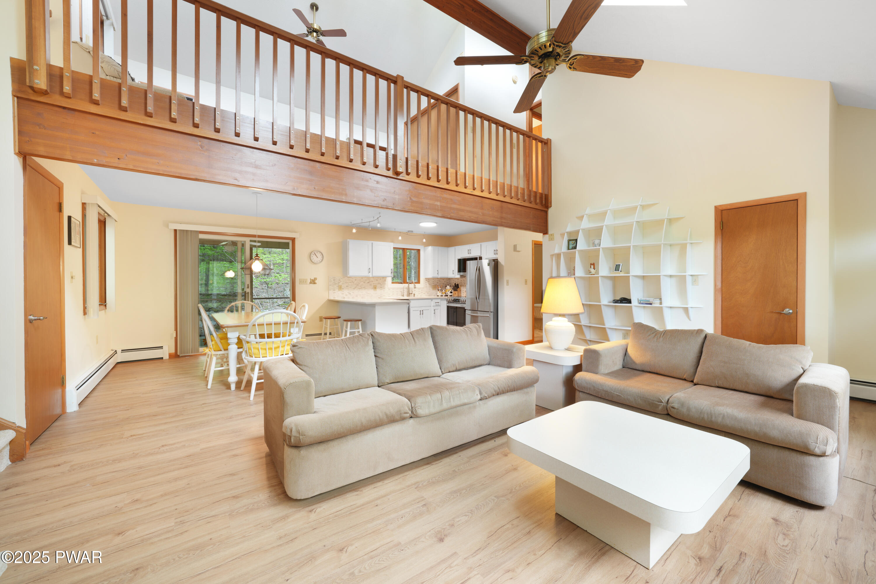 134 Lakewood Drive, Dingmans Ferry, Pennsylvania image 2