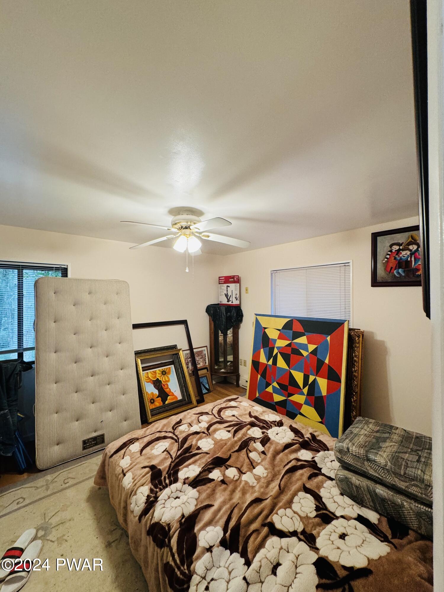 Lords Valley, Pennsylvania 18428, United States, 4 Bedrooms Bedrooms, ,2 BathroomsBathrooms,Residential,Pending,49909