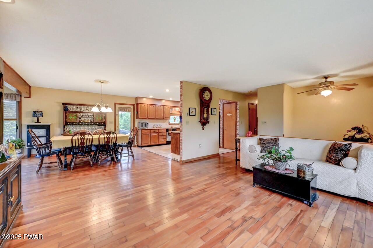 2786 Rising Hill Drive Dr, Saylorsburg, Pennsylvania image 11