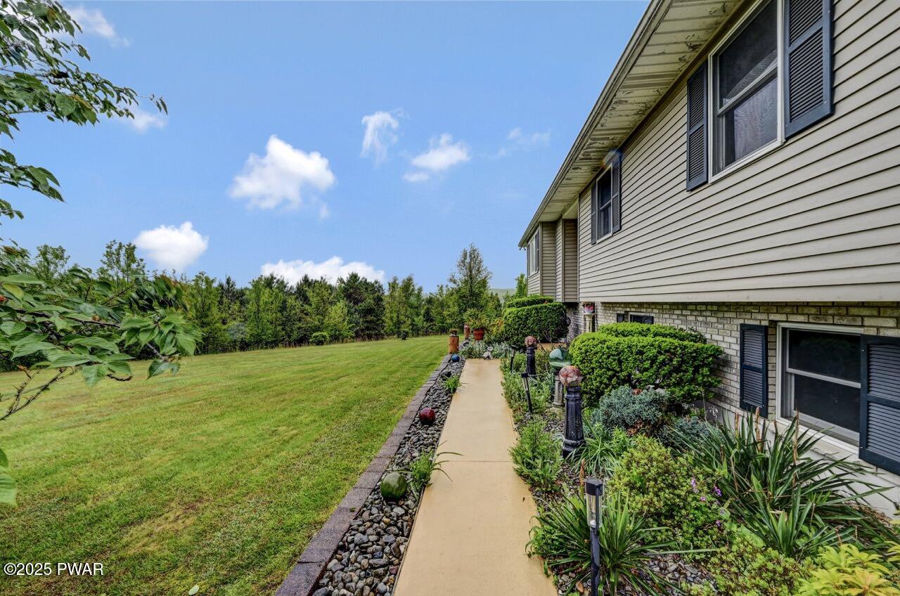 2786 Rising Hill Drive Dr, Saylorsburg, Pennsylvania image 2