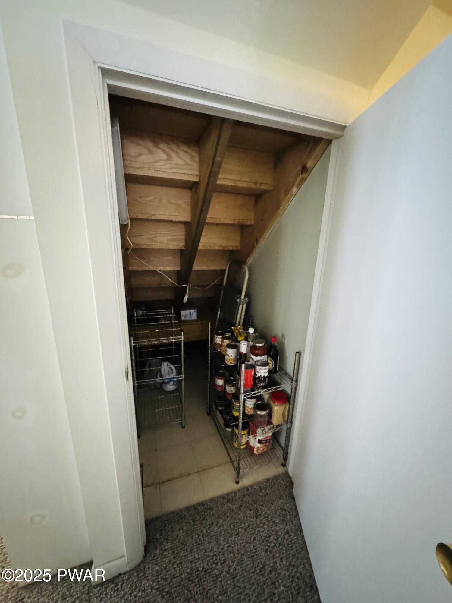 Lords Valley, Pennsylvania 18428, United States, 3 Bedrooms Bedrooms, ,2 BathroomsBathrooms,Residential,Pending,11856