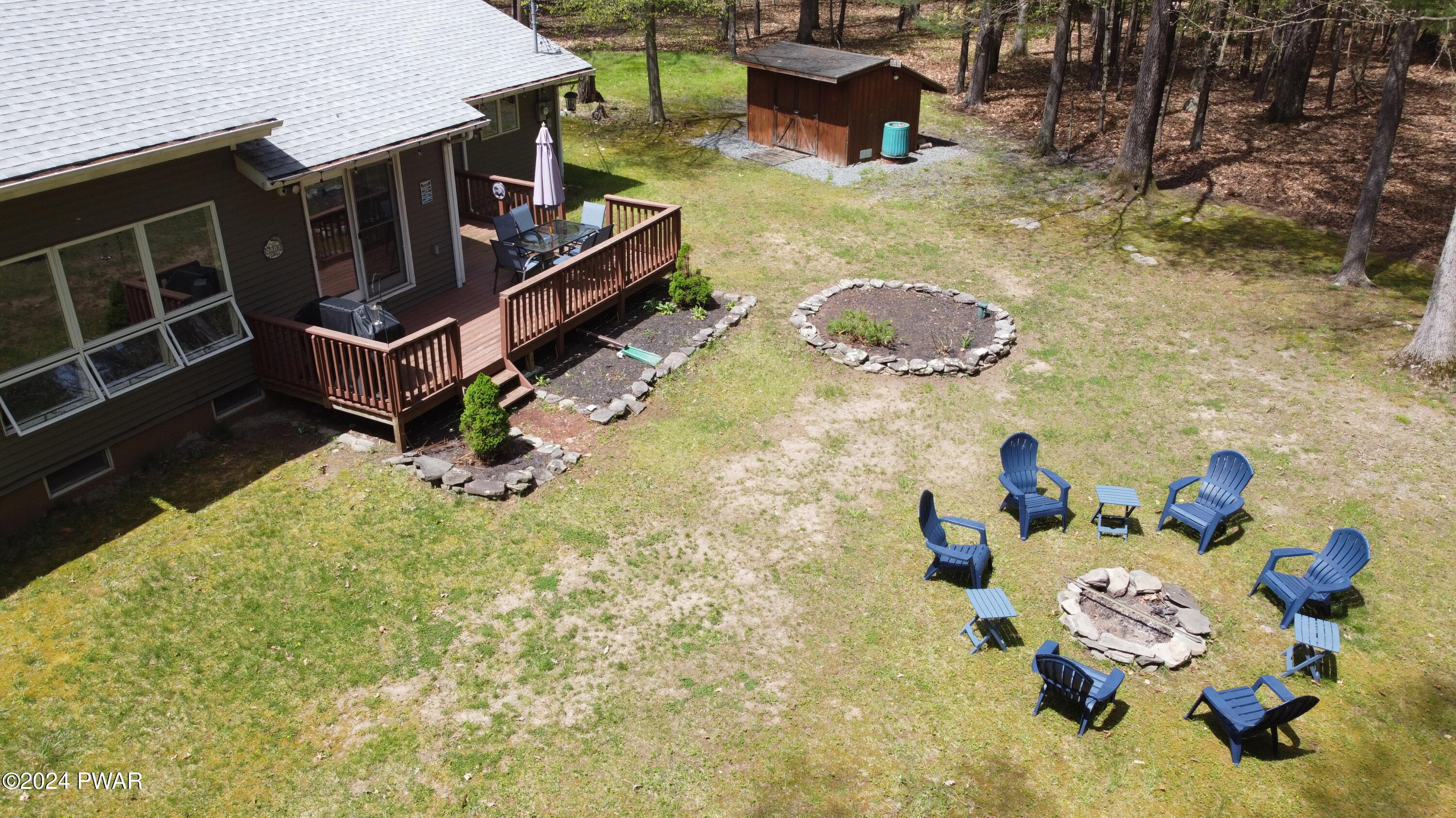 Lakeville, Pennsylvania 18438, United States, 2 Bedrooms Bedrooms, ,2 BathroomsBathrooms,Residential,Pending,58639