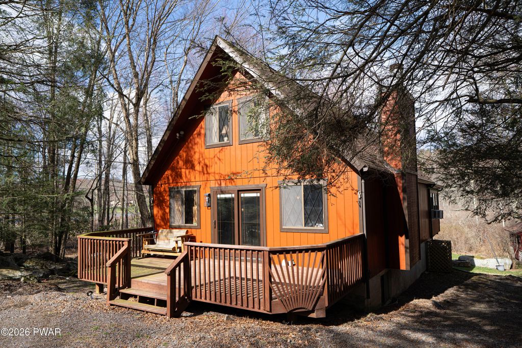 Photo of 72 Oak Circle, Lake Ariel, PA 18436 (MLS # PW260861)