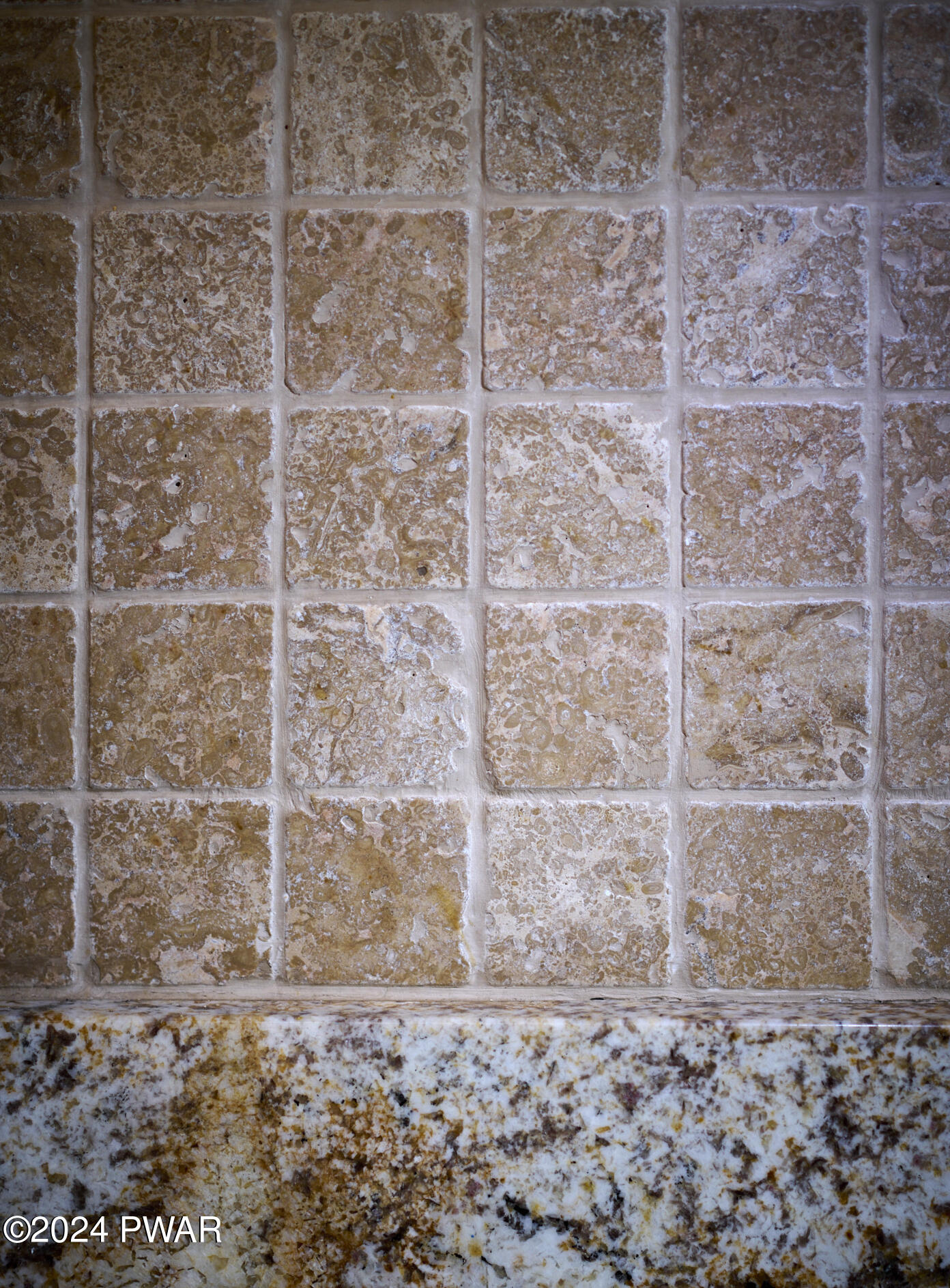 Hawley, Pennsylvania 18428, United States, 4 Bedrooms Bedrooms, ,3 BathroomsBathrooms,Residential,Pending,64162