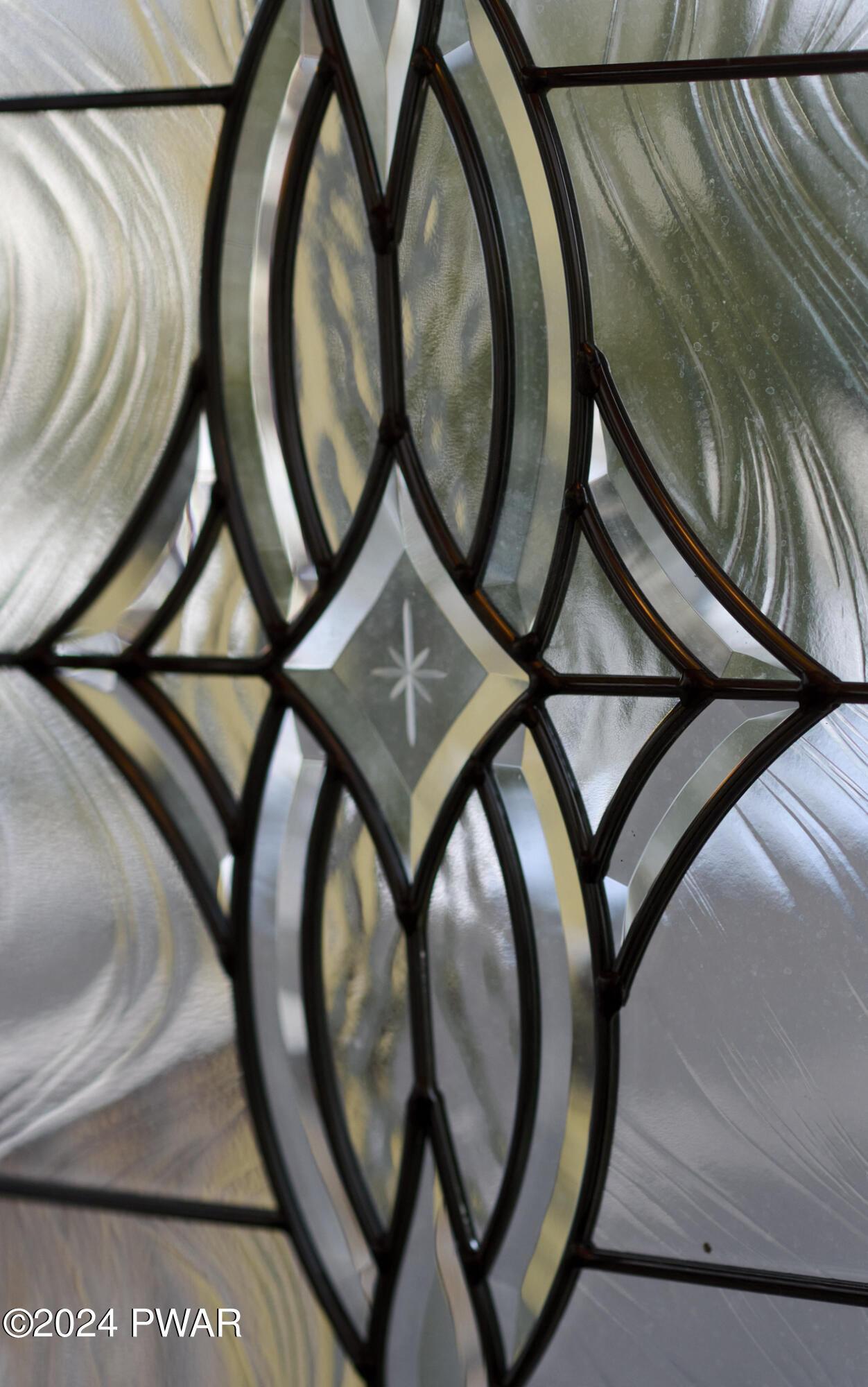 Hawley, Pennsylvania 18428, United States, 4 Bedrooms Bedrooms, ,3 BathroomsBathrooms,Residential,Pending,64162