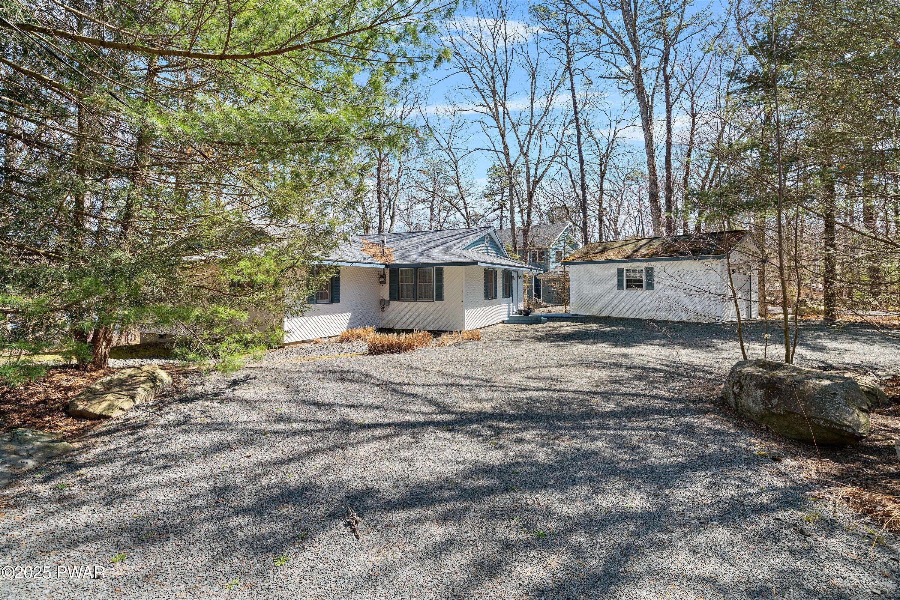 123 Basswood Lane, Lords Valley, Pennsylvania image 3